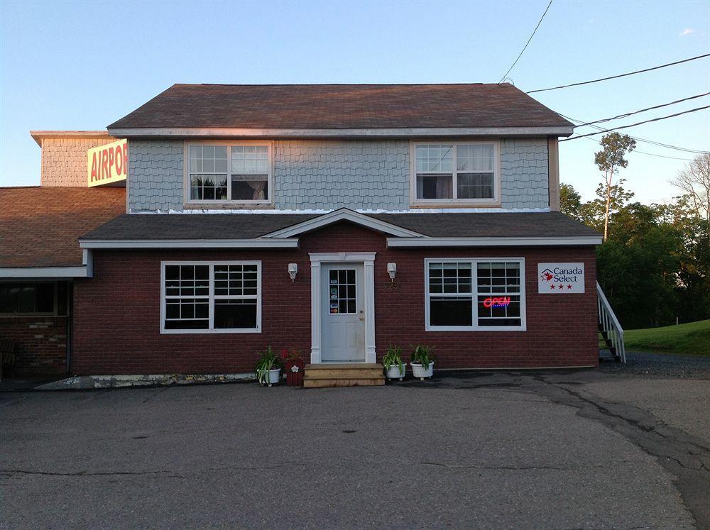 Airport Inn Fredericton Exterior photo